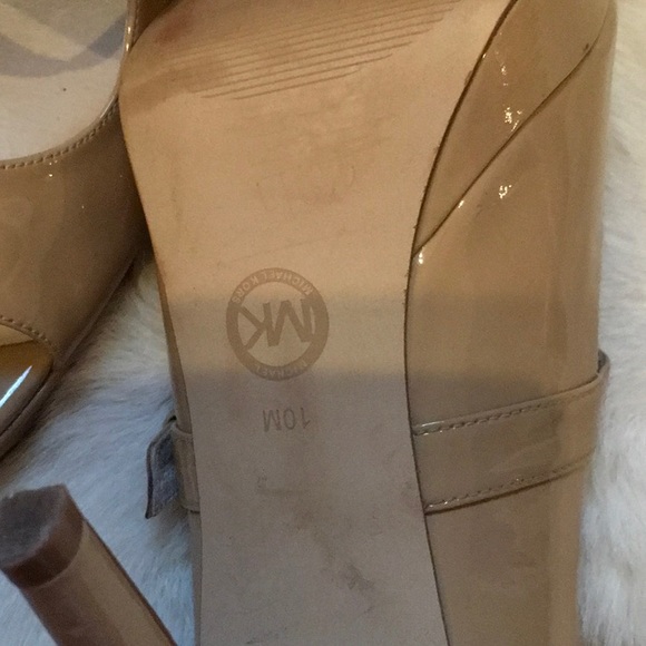 Michael Kors Heels - Picture 3 of 7